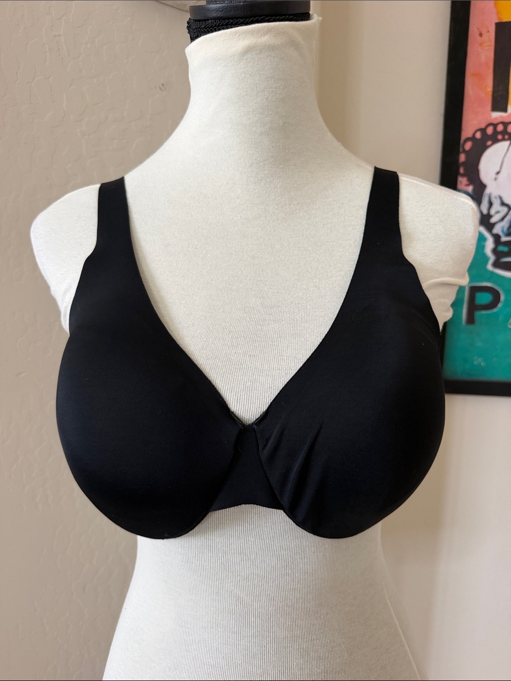 Black Women's Gillian & O’Malley T-Shirt Bra - fabric Cups 36DD